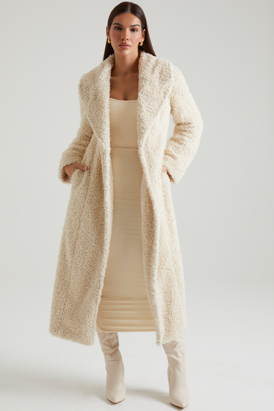 Μακρύ παλτό shearling σε κρεμ χρώμα