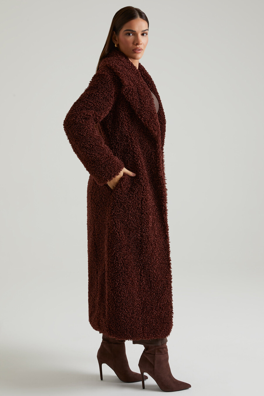 Μακρύ παλτό shearling σε καφέ χρώμα