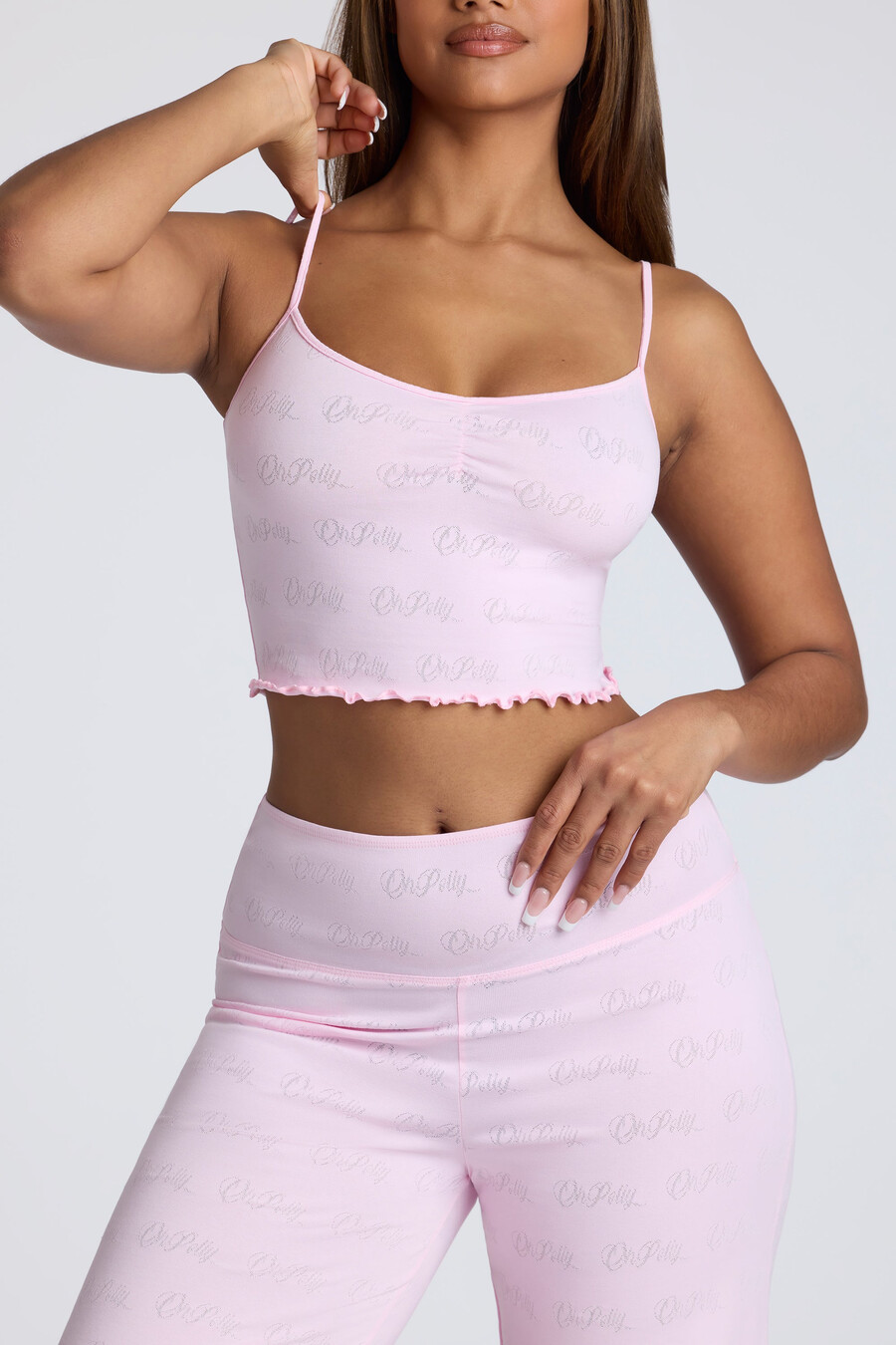 crop top με τιράντες και ριχτά τοπ σε ροζ χρώμα