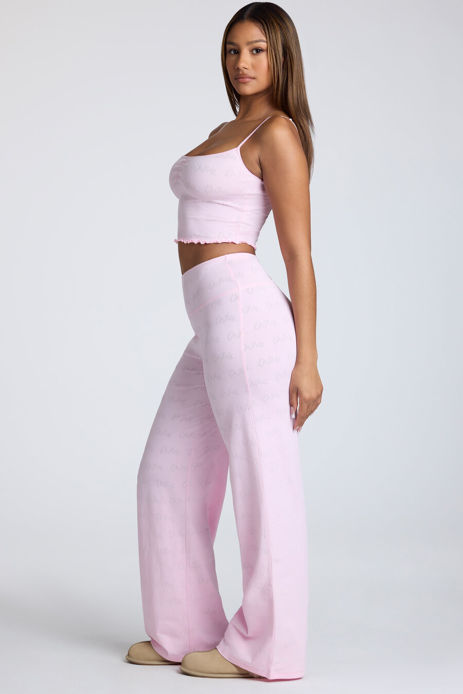 crop top με τιράντες και ριχτά τοπ σε ροζ χρώμα
