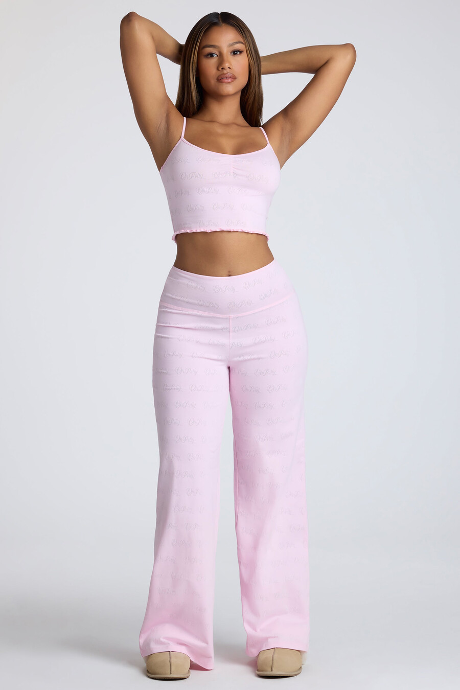 crop top με τιράντες και ριχτά τοπ σε ροζ χρώμα
