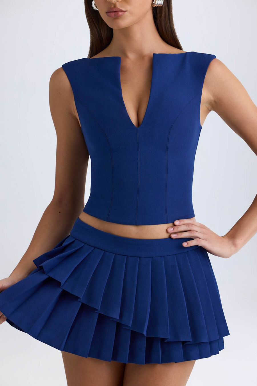 Ανοιχτό crop top σε χρώμα true navy