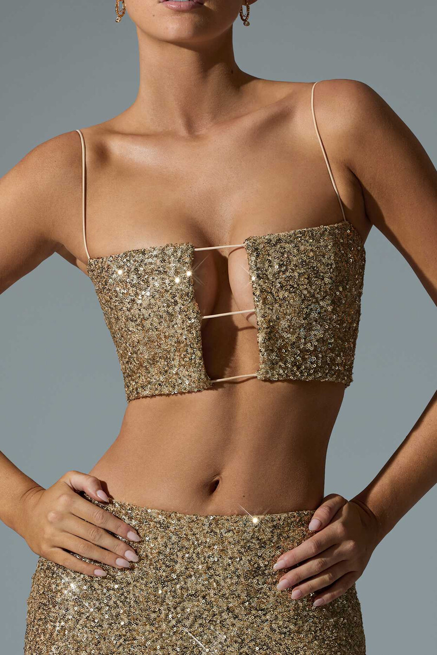Διακοσμημένο crop top με Κομμάτια σε Χρυσό
