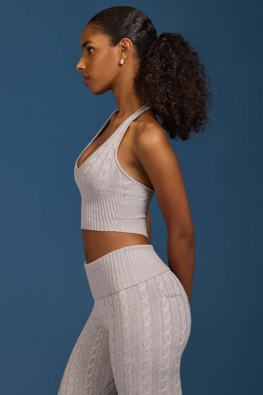 crop top με πλέξη και halterneck σε γκρι χρώμα marl