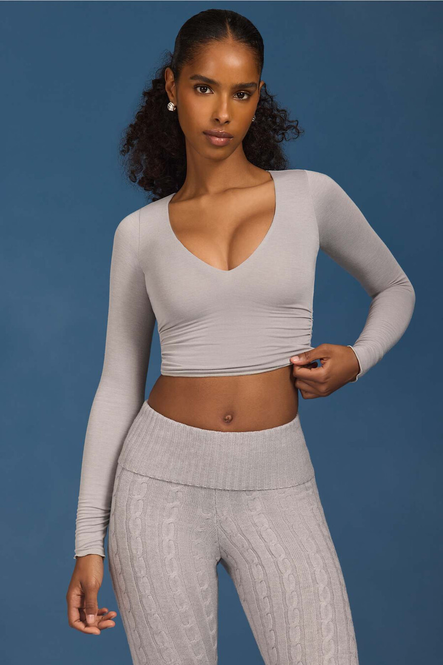 Μακρυμάνικο crop top με Σούρες σε Γκρι Χρώμα
