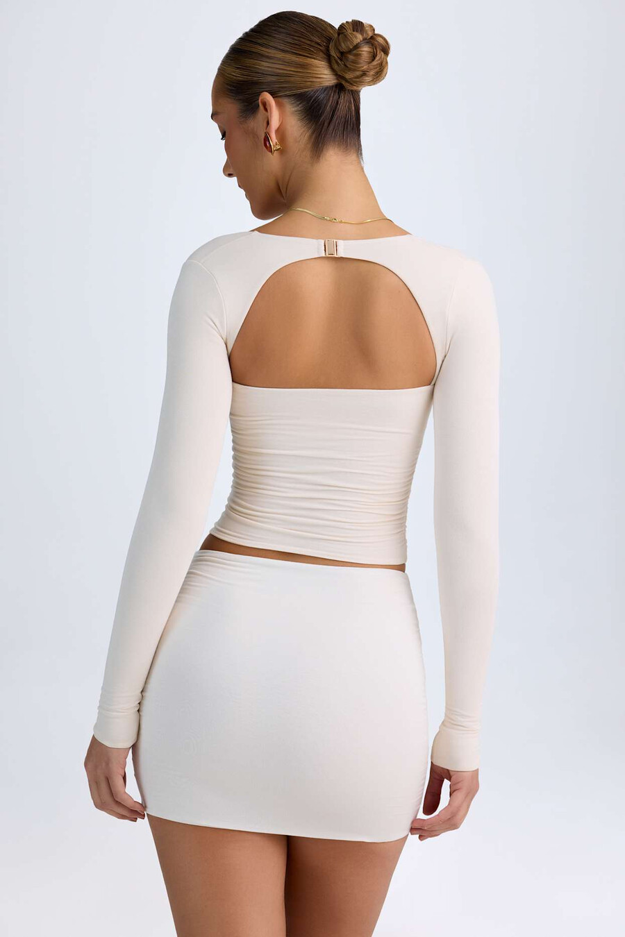 modal halterneck ruched top σε ivory