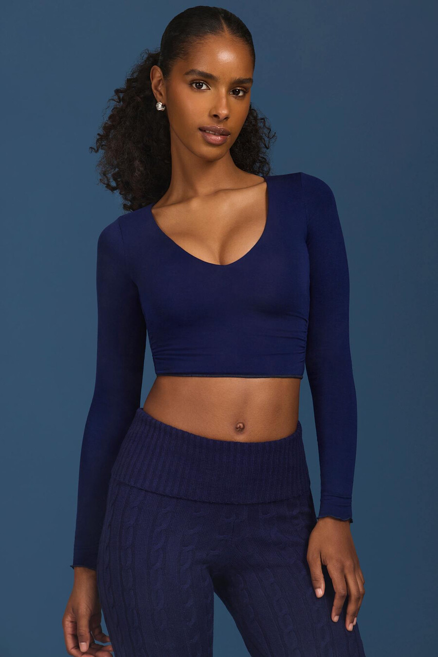 Μακρυμάνικο crop top με Σούρες σε navy navy