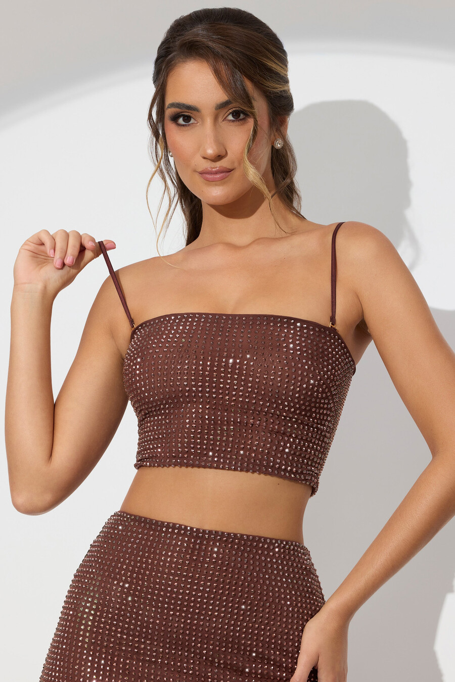 Στολισμένο στράπλες crop top σε χρώμα εσπρέσο